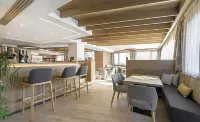 Hotel Cristina Wellness Relax - 바