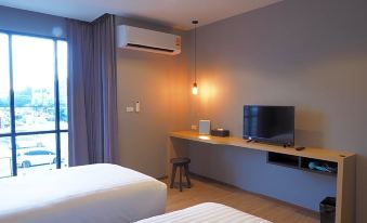Sans Hotel