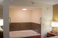 The Inn at Apple Valley, Ascend Hotel Collection - Hot Tub