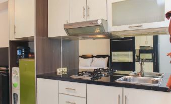 Homey and Strategic Studio Apartment at Metropark Condominium Jababeka