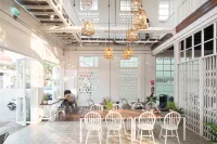 Memmoth Hostel in Lampang
