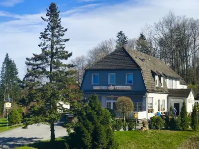 Wald-Hotel Peter auf'm Berge in Bielefeld Hotels in der Nähe von Outlet Ravenna-Park