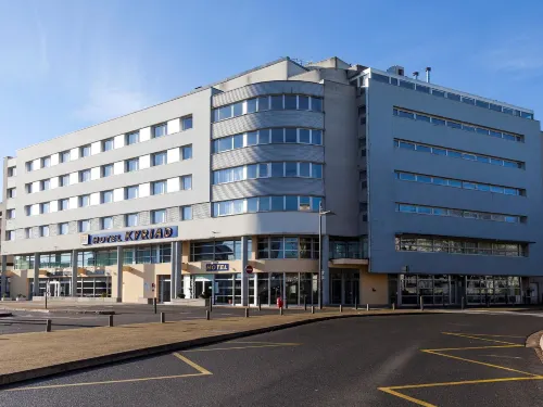 Kyriad Tours - Saint Pierre des Corps - Gare Hotels in Saint-Pierre-des-Corps