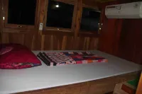 Boat Charter KM.Caroline Các khách sạn gần Komodo Island