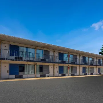 Days Inn Birch Run