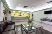 트래블로지 바이 윈덤 임페리얼/엘 센트로