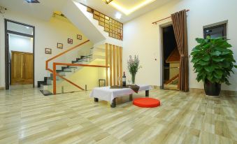 Nhu Y Homestay