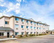 Comfort Inn Hotels near Great Falls Subaru Service Center