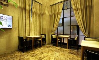 Yeongdeungpo Jardin Hotel