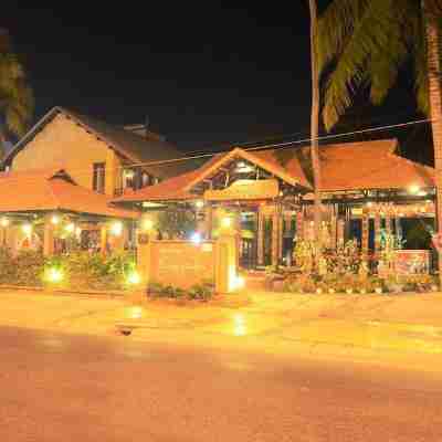 Rang Garden Beach Side Hotel Exterior