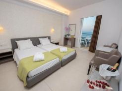 Astron Hotel