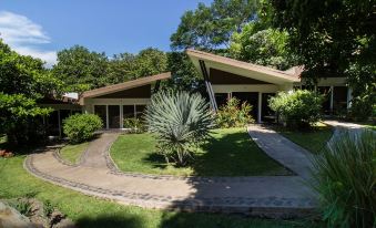Guácima Escondida Hotel Boutique - Housity