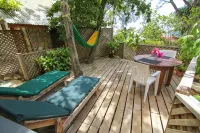 Catcha Falling Star Hotels near Negril Cliffs