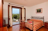 Azienda Agrituristica Pericle فنادق في 