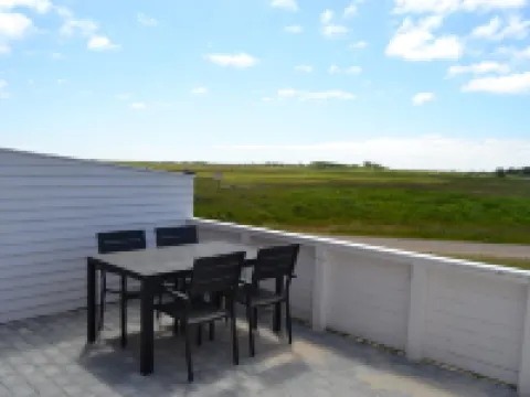 "Nayana" - 2.3km from the Sea