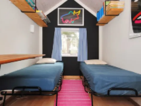 "Deni" - 4km from the Sea