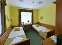 Spa Resort Libverda - Hotel Lesní Zátiší فنادق في Lazne Libverda