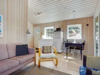"Amie" - 800m from the Sea - 3-Star