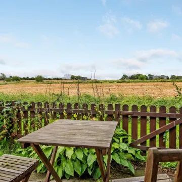 "Clausina" - 600m from the Sea