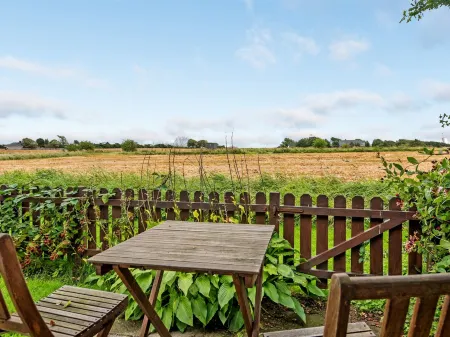 "Clausina" - 600m from the Sea