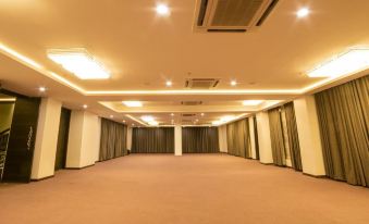Rudraksh Club & Resort