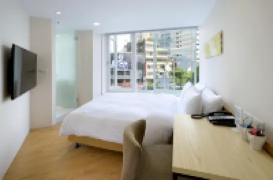 Shin Sei Bashi Hotel