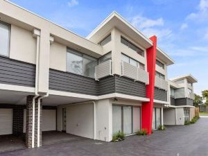 Phillip Island Townhouses