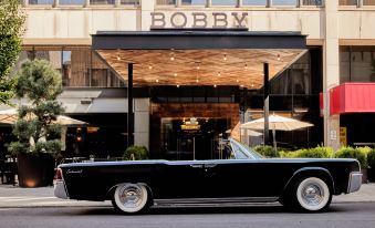 Bobby Hotel