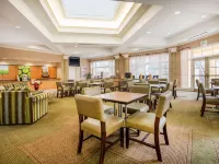 La Quinta Inn & Suites by Wyndham Colorado Springs South AP Hoteles cerca de Montaña Cheyenne