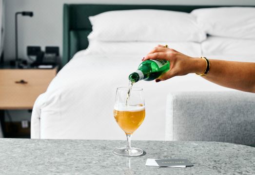 코트야드 조식 뷔페