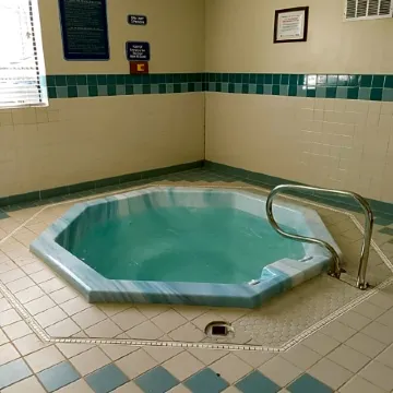 Lavissh Inn and Suites