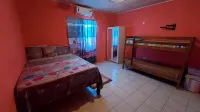 Charming 1-Bedroom House in St Thomas Jamaica Hotel di Port Morant