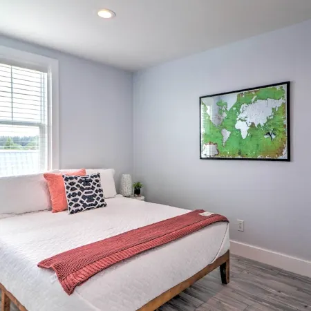 Immaculate Long Beach Apt w/ Gorgeous Kitchen