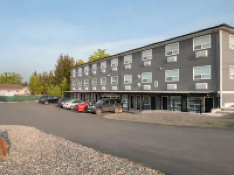 Days Inn by Wyndham 100 Mile House Hotels in 100 Mile House