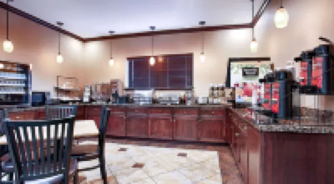 Best Western Plus Royal Mountain Inn  Suites