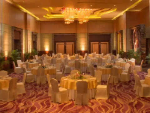 Radisson Blu Hotel, Indore Hotels in Indore