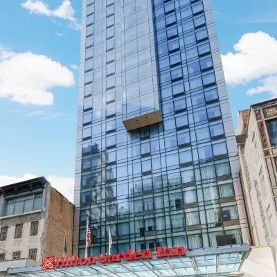 ฮิลตันการ์เด้นอินน์ นิวยอร์ก ไทม์สแควร์นอร์ท โรงแรมใกล้จุดชมวิวท็อปออฟเดอะร็อค