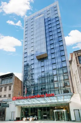 Hilton Garden Inn New York Times Square North Các khách sạn ở New York