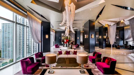 The Kahala Hotel & Resort Yokohama Отели рядом с достопримечательностью «Cosmo Clock 21»