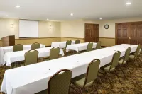 Country Inn & Suites by Radisson, Grinnell, IA