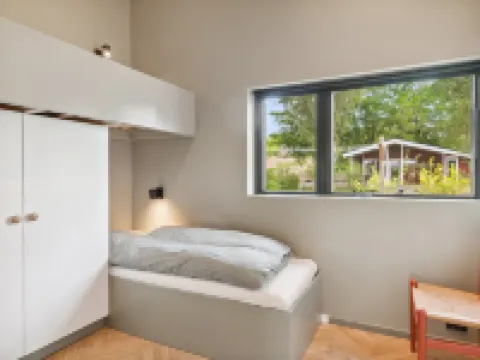 "Edina" - 350m from the Sea