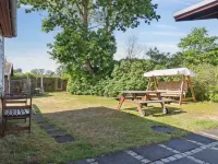 "Mirkka" - 50m from the Sea Hotels in Asperup