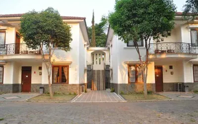 Blessing Hills Family Resort and Hotel Hotel a Duyung