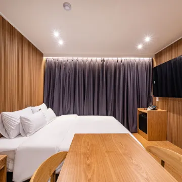 Changwon Palyongdong Hotel TT