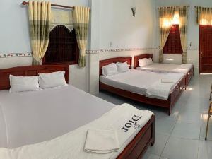 Hotel Quoc Hung