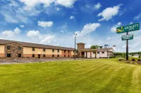 Quality Inn Newton at I-80 - 2-Star