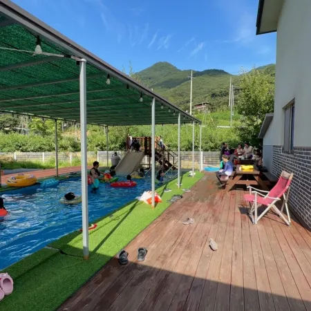 Cheongdo Dolgorae Poolhouse Pension