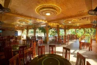 Xuan Son Lakeside Bungalow Hotels in Ninh Nhất