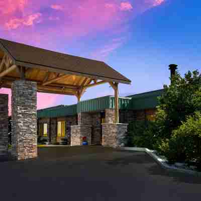 Best Western Bemidji Hotel Exterior