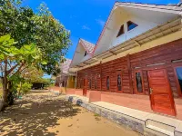 Panorama Ciletuh Hotel a Ciracap